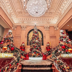 The Most Dazzling Holiday Décor To See & 'Gram Around NYC 