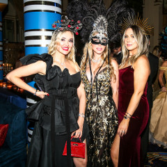 Byzantine Glamour Took Over At The Save Venice Gala, NYC's Chicest Masked Ball