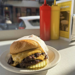 The Downtown Diet: A Tale Of Two Smash Burgers