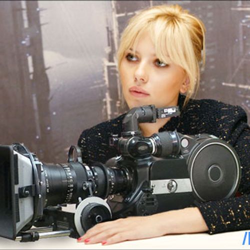 Scarlett Johansson's Directoral Debut Is For A Woody Allen Film, Obvi