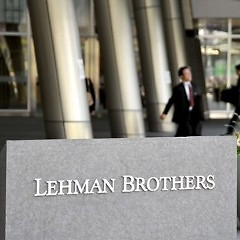 Did Lehman Brothers Sign Portend Its Collapse?