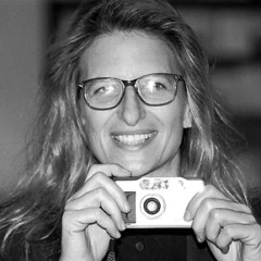 Annie Leibovitz Booked? Don't Worry, Get A GofG Photog!