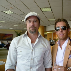 Brad Pitt Becomes JRL's Latest Victim On United LAX-JFK