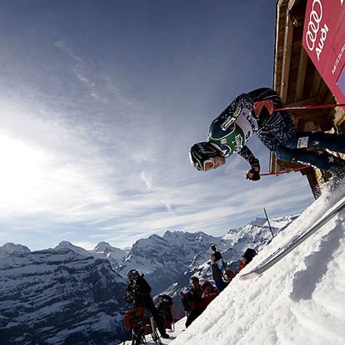 “The Playground” Your Guide To What To Do Tonight…