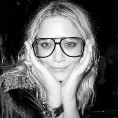 Mary-Kate Olsen Just About The Only One Getting In To The Jane These Days