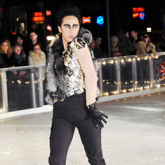 Daily Style Phile: Johnny Weir Is Fashion Week's Glittery 