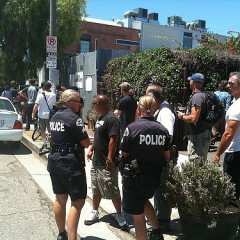 Only In Venice: Rawesome Natural Foods Market Raided By Armed Police For Selling Unpasteurized Milk