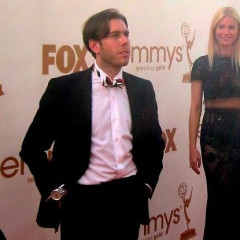 JRL Steals Gwyneth's Red Carpet Thunder At The 2011 Emmys