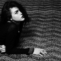 A Tour Of Frances Bean Cobain's New Million-Dollar House In The Hills