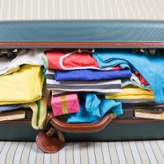 The Jet Setter: 6 Essentials For Packing Light 