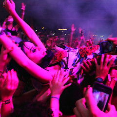Celebrity Sightings At Coachella: Katy Perry Crowd Surfs, Vanessa Hudgens Goes Hippie, & Much More 
