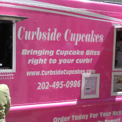 Food Truck Frenzy: Curbside Cupcakes 
