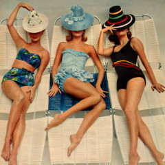 10 Retro Bathing Suit Trends To Try This Summer 