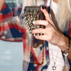 8 Chic iPhone Cases For Every Type