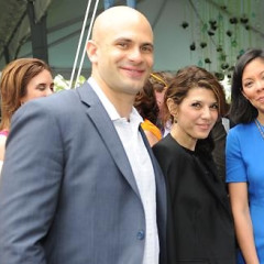 White House Chef Sam Kass And Alex Wagner Engaged! 