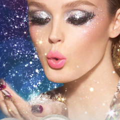 Holiday Beauty Trend: All That Glitters Is Gold 