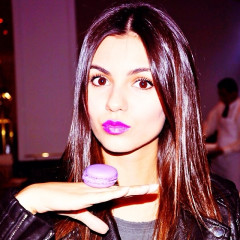Interview: Catching Up With Victoria Justice Backstage At The Mara Hoffman Show
