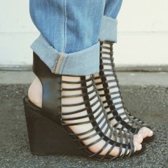 10 Wedge Sandals You Need For Spring