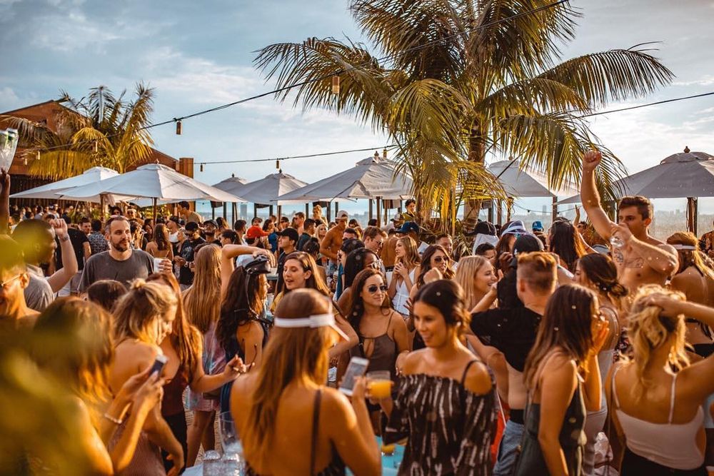 A New Yorker's Guide To Partying In L.A.