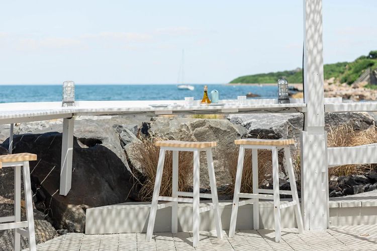 The Ultimate Guide To Chilling In Montauk
