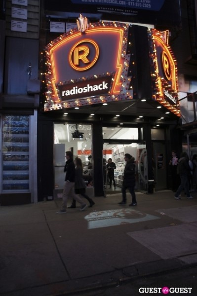 RadioShack Pop-Up Shop 