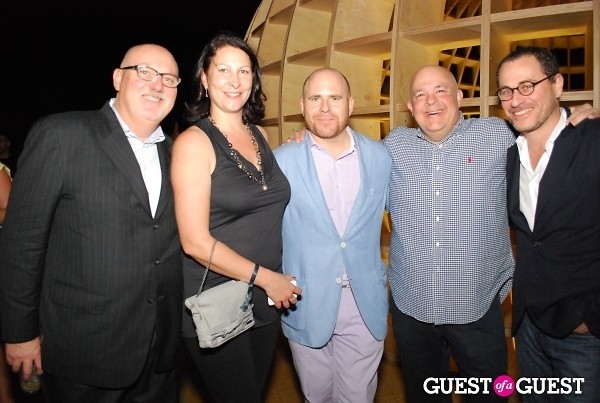 Erica Dubach Spiegler (2nd from left) and Art Basel Director Marc Spiegler (2nd from right). 