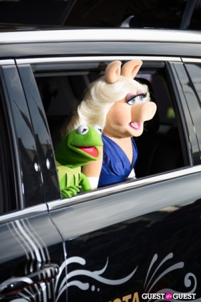 Kermit the Frog and Miss Piggy 